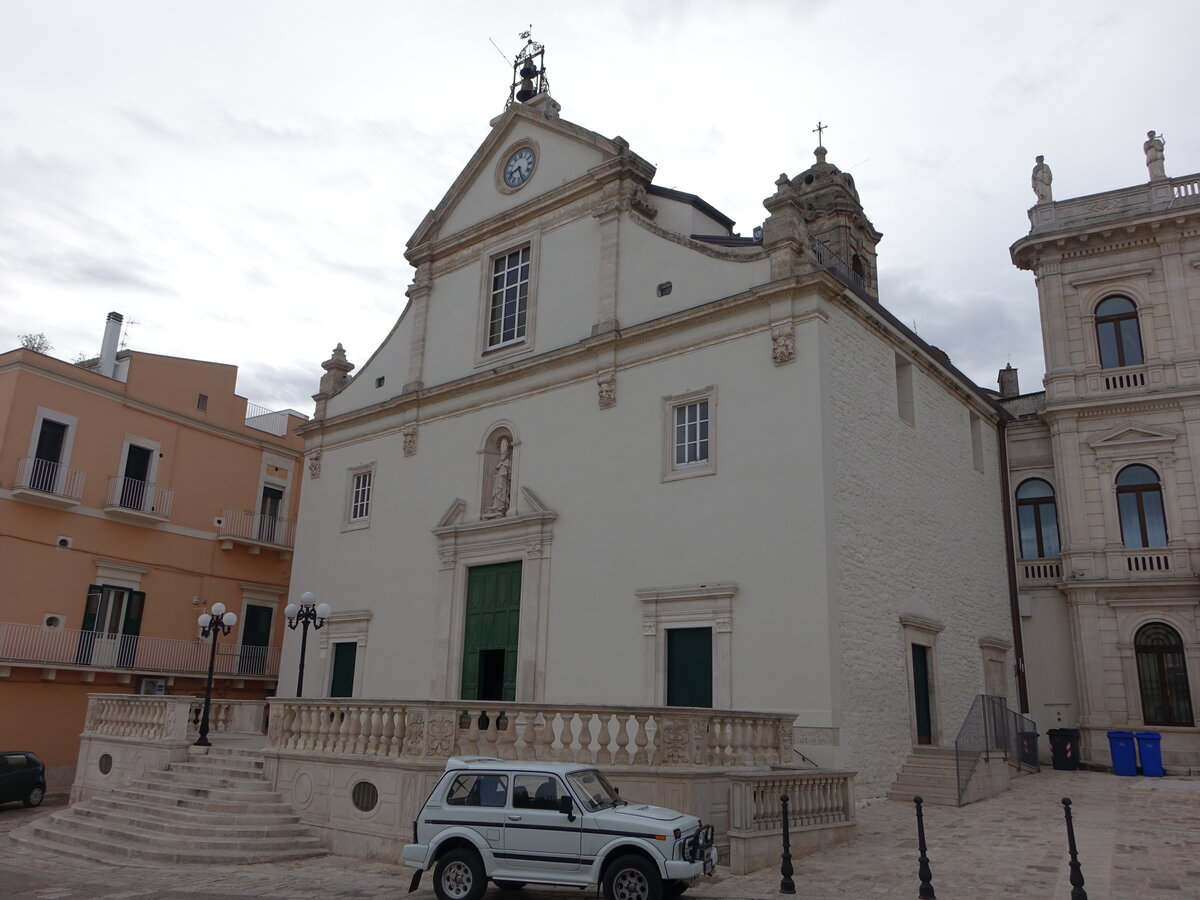 Santeramo in Colle, Pfarrkirche St. Erasmo an der Piazza Garibaldi, erbaut bis 1729 (29.09.2022)