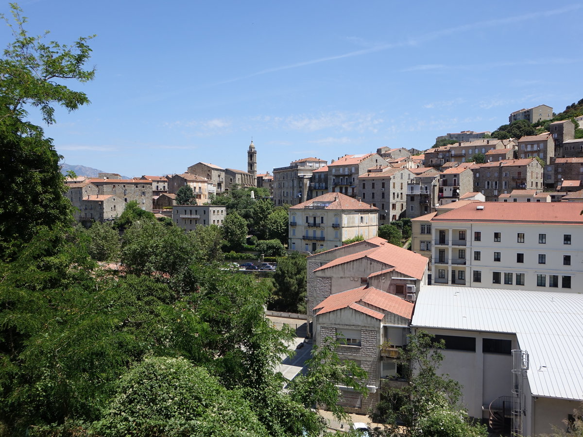 Sartene, Ausblick auf die Altstadt mit der St. Marie Kirche (20.06.2019)