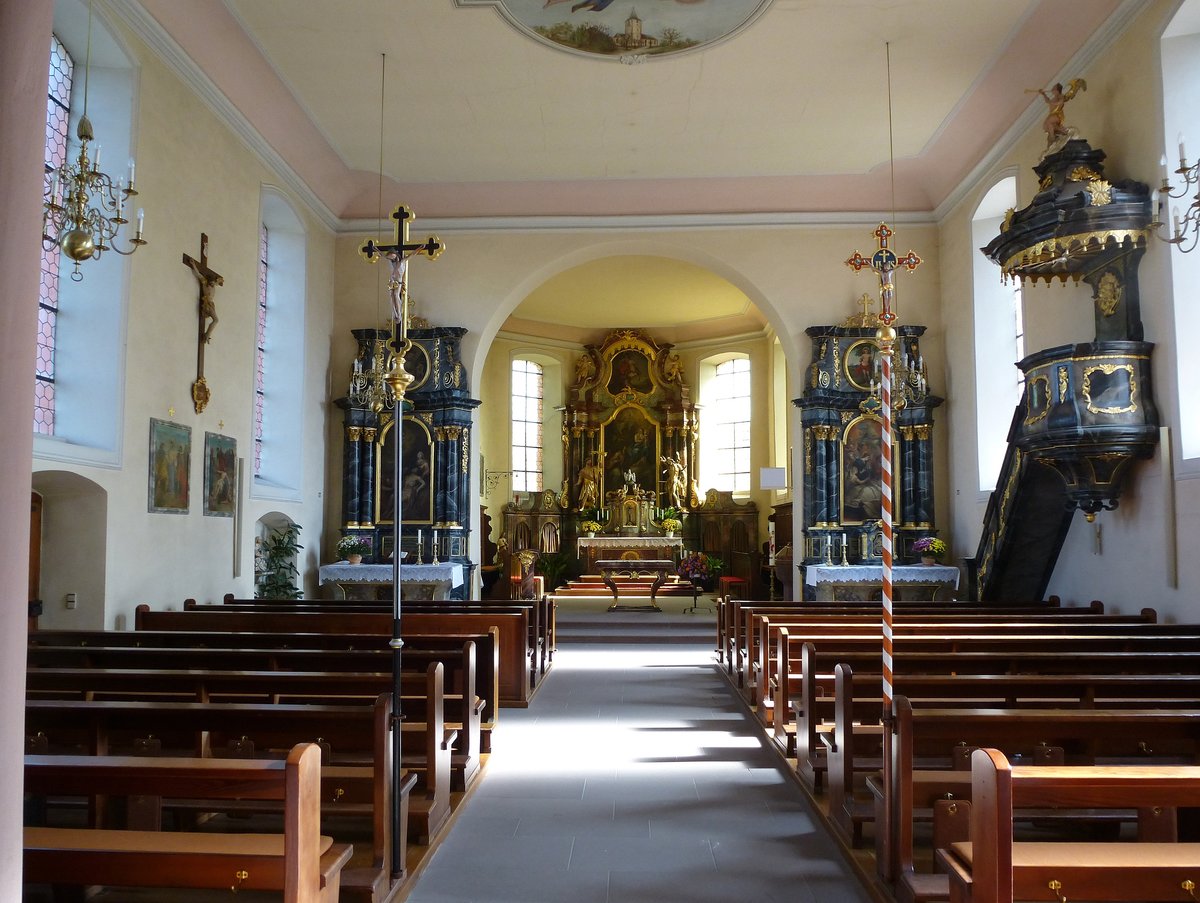 Sasbach am Kaiserstuhl, Blick in den Innenraum der Kirche St.Peter, Sept.2016