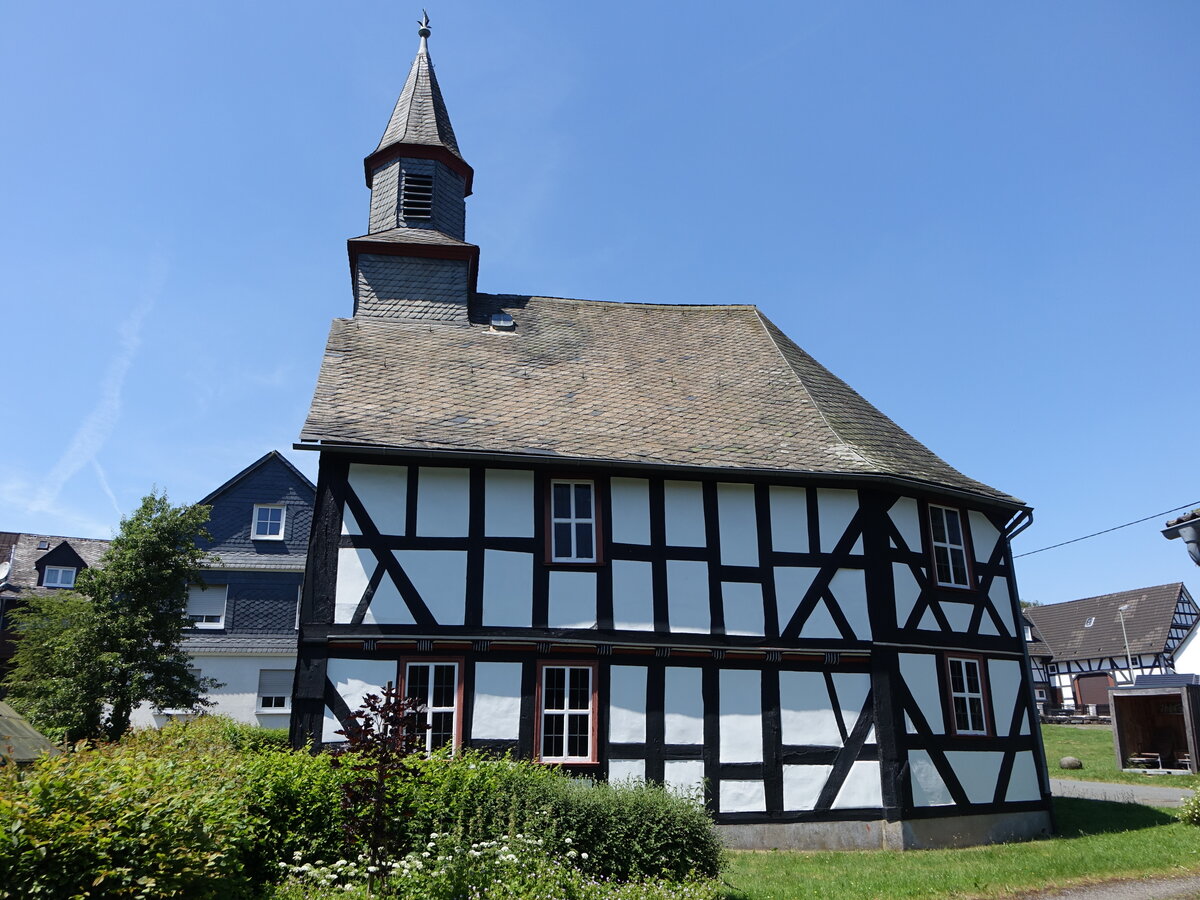 Sassenhausen, evangelische Kirche, erbaut 1703 durch den  Zimmermeister Mannus Riedesel (26.06.2026)