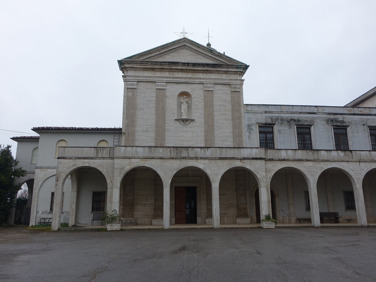 Sassoferrato, Klosterkirche St. Maria della Pace, erbaut von 1511 bis 1518 (30.03.2022)