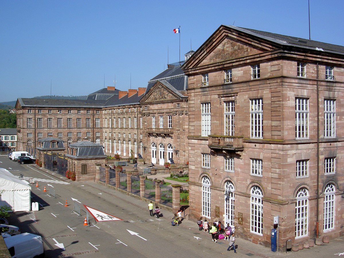 Saverne, Rohan-Schloss, erbaut von 1780 bis 1790 durch Architekt Nicolas Salins de 
Montfort (03.10.2014)