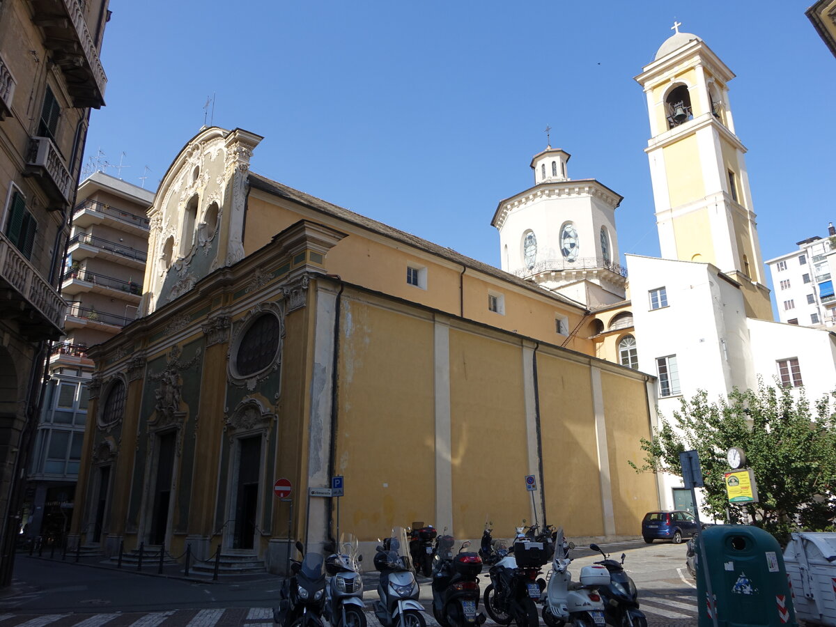 Savona, Pfarrkirche St. Giovanni Battista, Barockfassade von 1735, ehem. Dominikanerkirche von 1567 (02.10.2021)