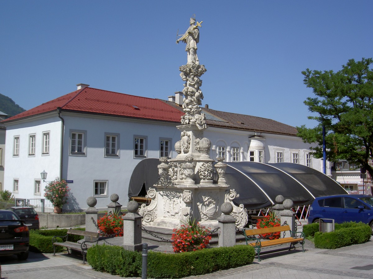 Scheibbs, Johannes Nepomuk Sule am Rathausplatz (17.08.2013)