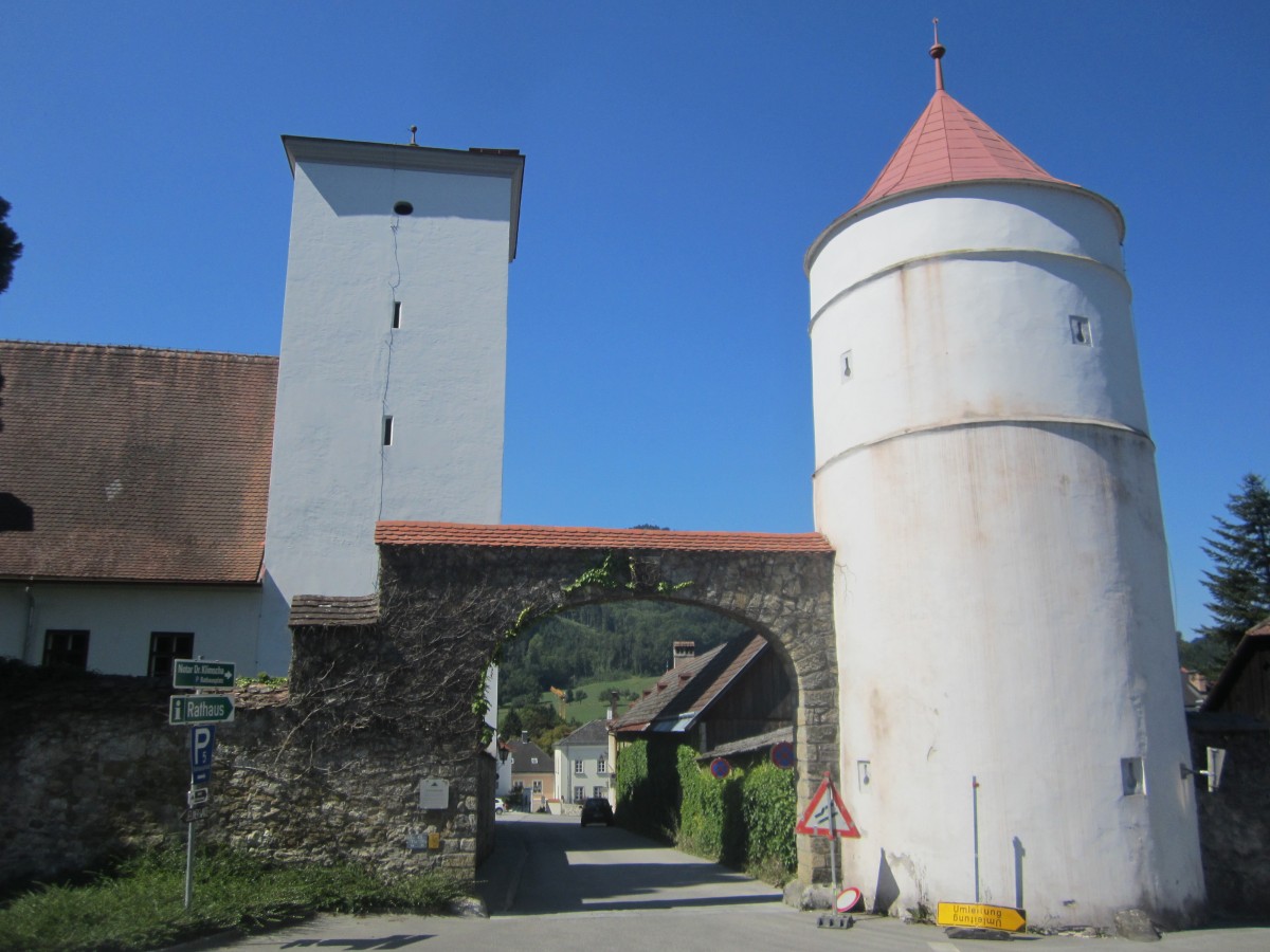 Scheibbs, Zwingerturm der Burg, Burgerhofstrae (17.08.2013)