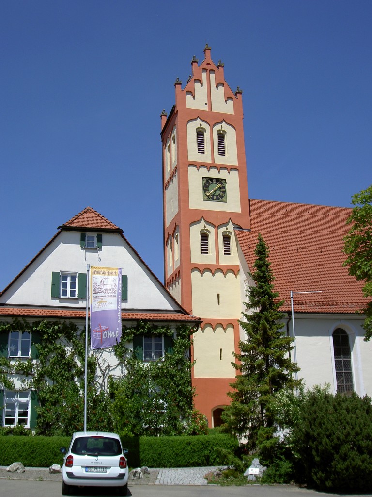 Schemmerhofen, Wallfahrtskirche der Schmerzhaften Mutter auf dem Kapf, erbaut bis 1742, sptgotischer Kirchturm von 1480 (07.06.2014)