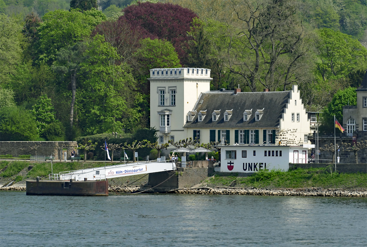 Schiffsanlegestelle in Unkel am Rhein - 21.04.2018