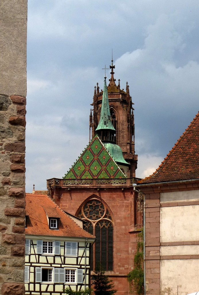 Schlettstadt (Selestat), Blick vom Hexenturm zur Pfarrkirche St.Georg, Juni 2014