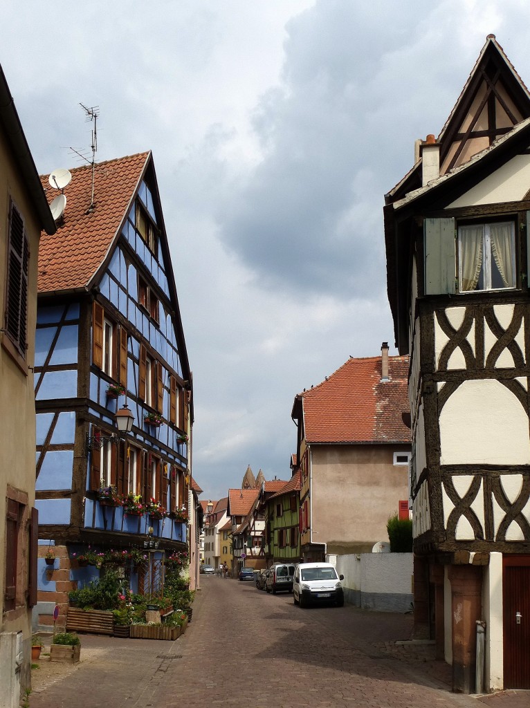 Schlettstadt (Selestat), fein restaurierte Fachwerkhuser in der Altstadt, Juni 2014