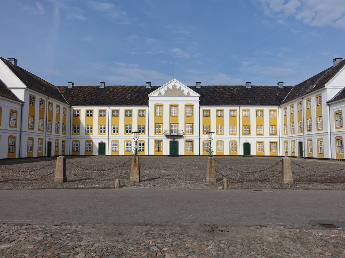 Schlo Augustenborg, erbaut ab 1661 durch Herzog Ernst Gnther  (20.07.2019)
