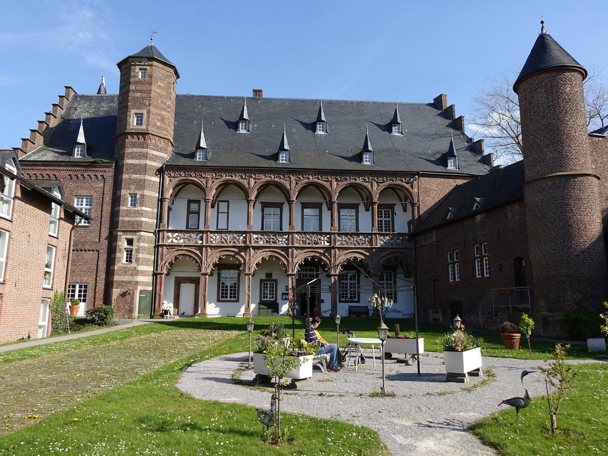 Schloss Binsfeld, erbaut ab 1533 im im Stil der Frhrenaissance durch Werner von Binsfeld (04.05.2016) 