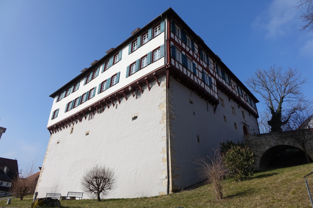 Schloss Gomaringen, erbaut ab 1307, Sdflgel von 1500 (19.02.2015)