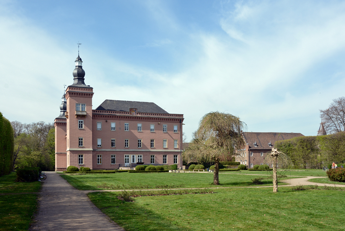 Schlo Gracht - Ostseite - in Erftstadt-Liblar - 02.04.2014