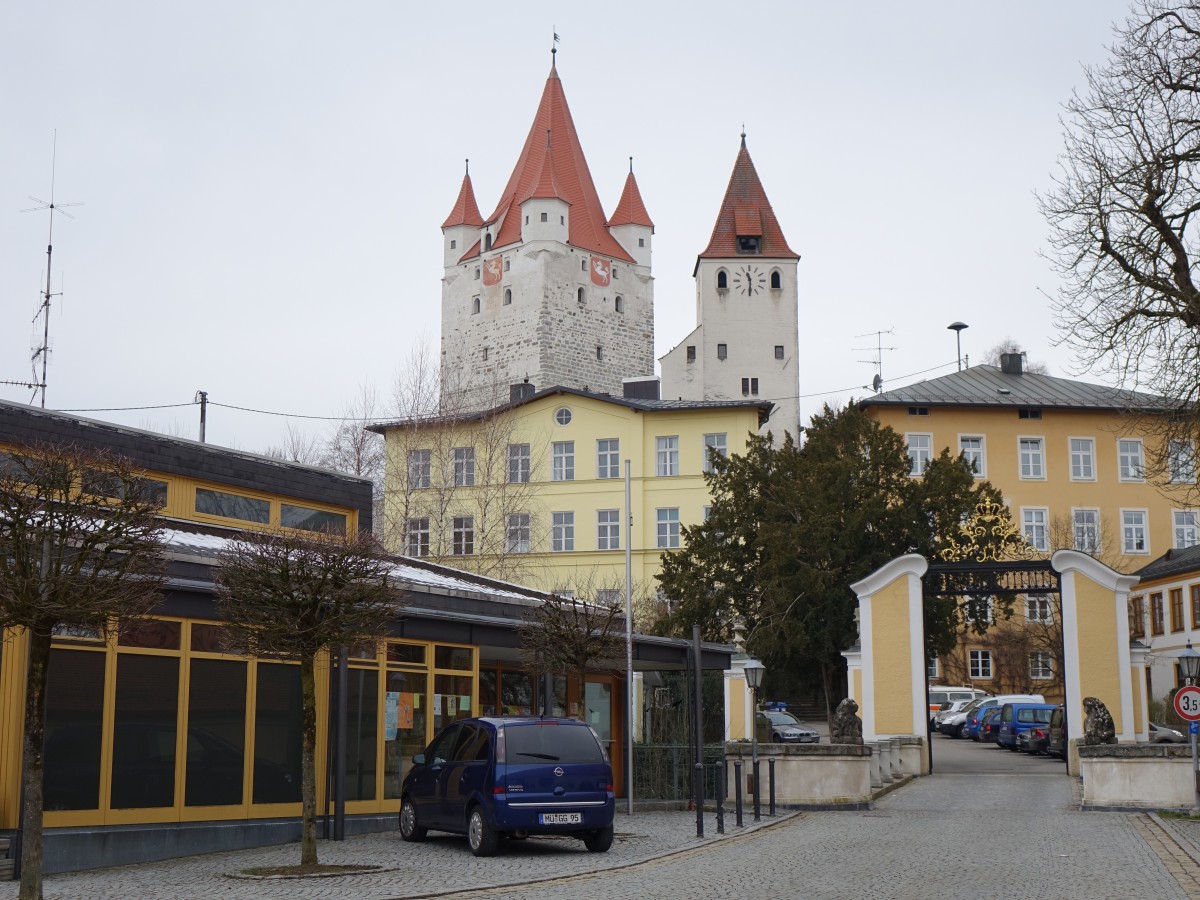 Schloss Haag, erbaut im 12. Jahrhundert durch die Edelfreien von Hage, 42 Meter hoher Wohnturm (29.02.2016)