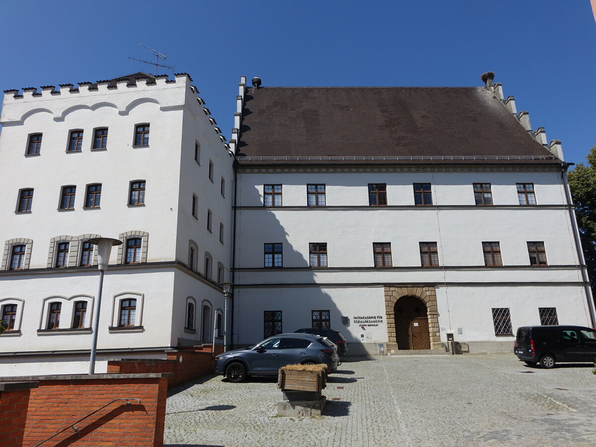 Schloss Krumbach, dreigeschossiger Renaissancebau, erbaut 1530 (15.08.2022)