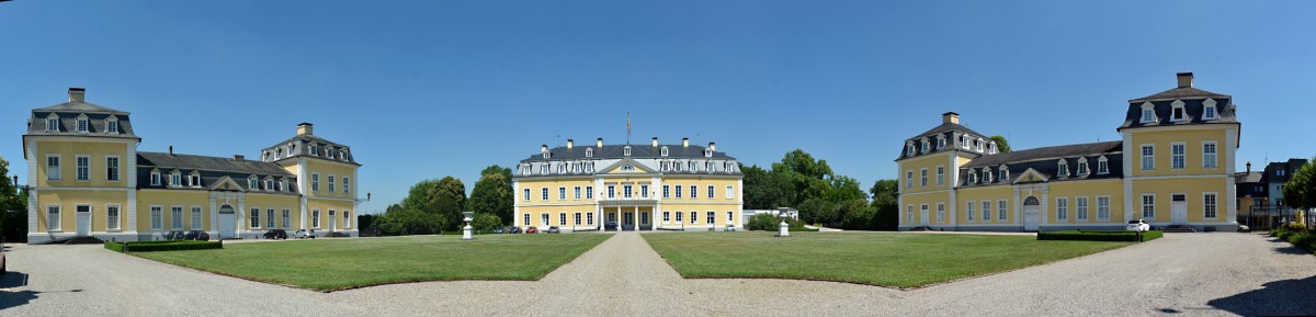 Schlo Neuwied - Innenhof (Panoramaaufnahme) - 30.06.2015