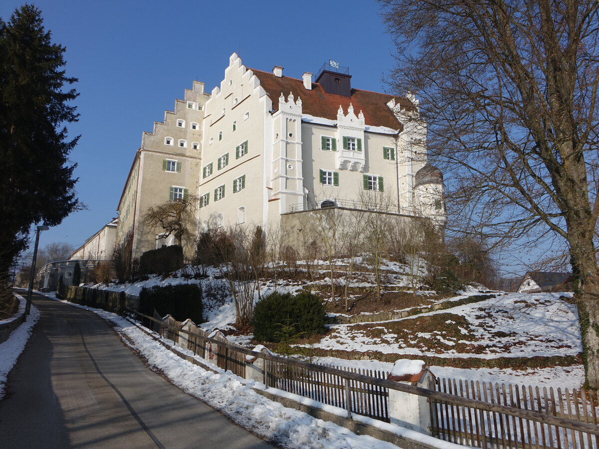 Schloss Sandersdorf, mittelalterliche Grundanlage aus dem 16. Jahrhundert, neugotisch verndert um 1900 durch den Architekten Gabriel von Seidl (29.01.2017)