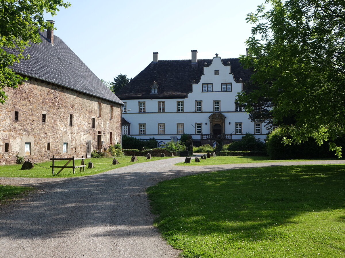 Schloss Wehrden, erbaut ab 1696 durch Frstbischof von Paderborn Hermann Werner von Wolff-Metternich zur Gracht (14.06.2025)