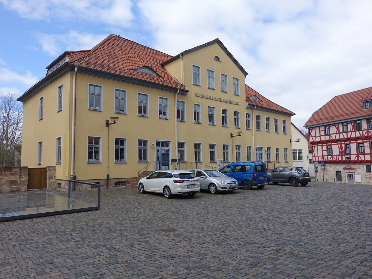 Schmalkalden, Heinrich Heine Bibliothek am Kirchhof (15.04.2022)