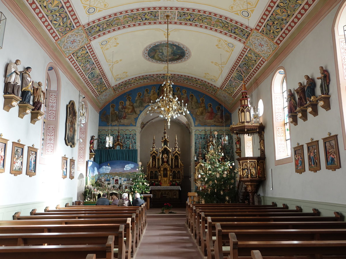 Schnenbach, Innenraum der kath. Pfarrkirche St. Nikolaus (26.12.2018)