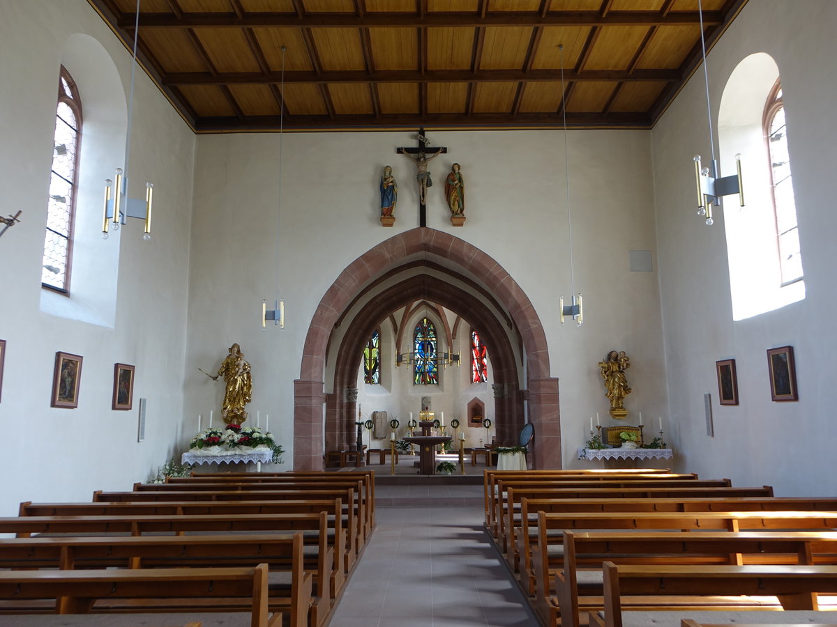 Schollkrippen, neugotischer Innenraum der St. Katharina Kirche (13.05.2018)