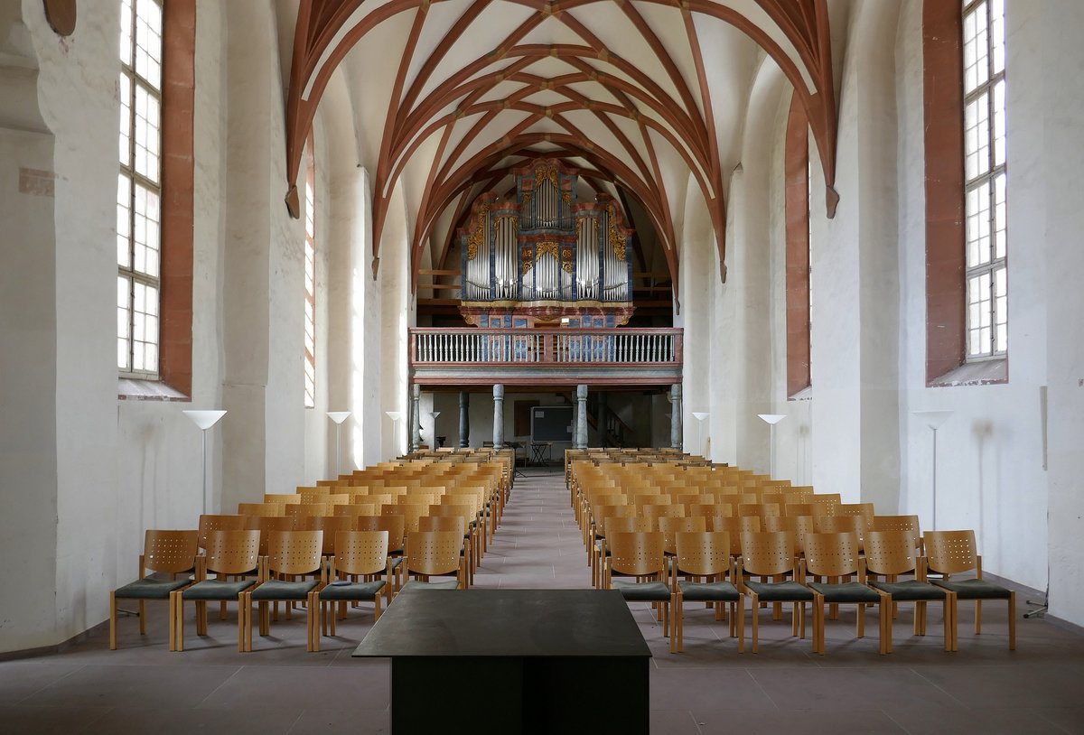 Schopfheim, Blick zur Orgelempore in der Alten Stadtkirche, die denkmalgeschtzte Orgel von Georg Markus Stein stammt von 1766-68, Juli 2020