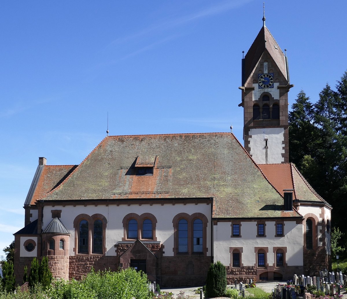 Schuttertal, die St.Antonius-Kirche, 1907-09 im neuromanischen Stil erbaut, Juli 2020