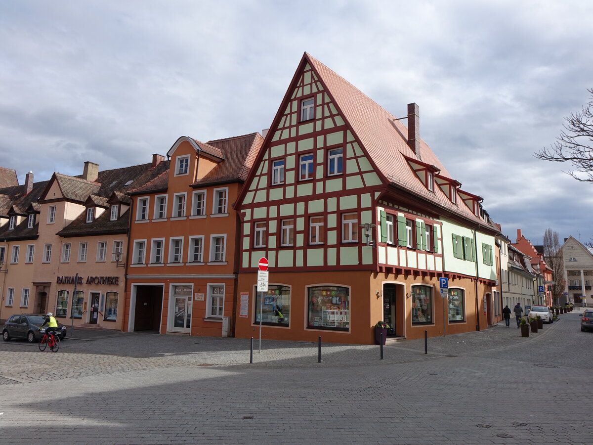 Schwabach, Fachwerkhuser am Martin Luther Platz (28.03.2016)