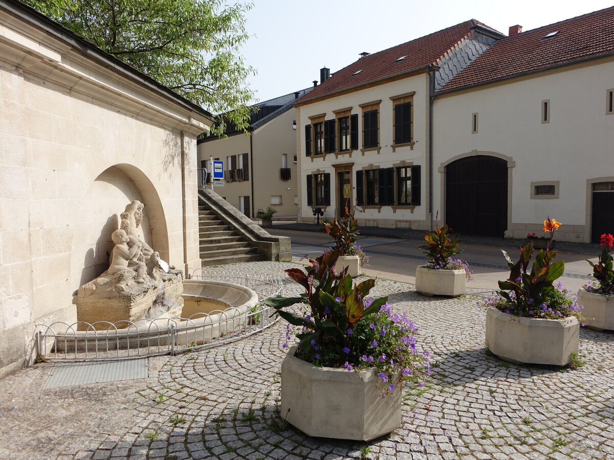 Schwebsange, Brunnen an der Route du Vin (18.06.2022)