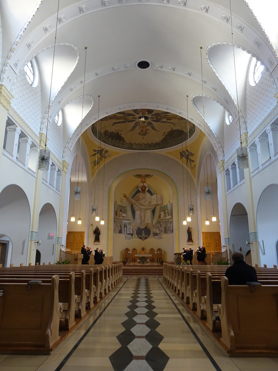 Schweiklberg, Innenraum der Abteikirche zur Hl. Dreifaltigkeit (20.11.2016)