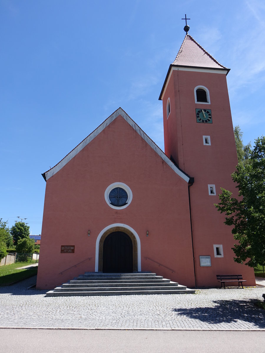 Schwend, Ev. Christus Kirche, erbaut von 1951 bis 1952 durch den Architekten Hans Wedel (11.06.2017) 