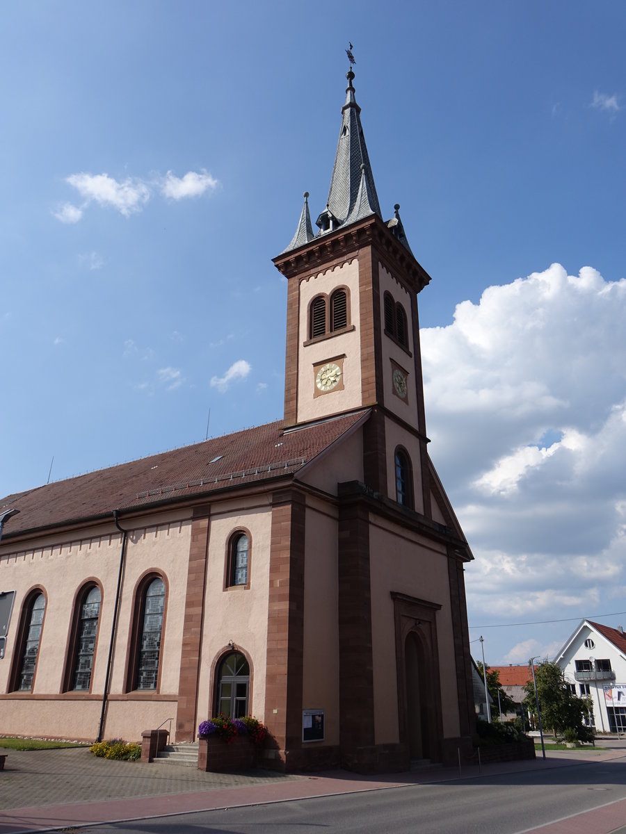 Seedorf, Pfarrkirche St. Georg, erbaut 1844 aus Bundsandstein, Turmdach von 1893 (19.08.2018)