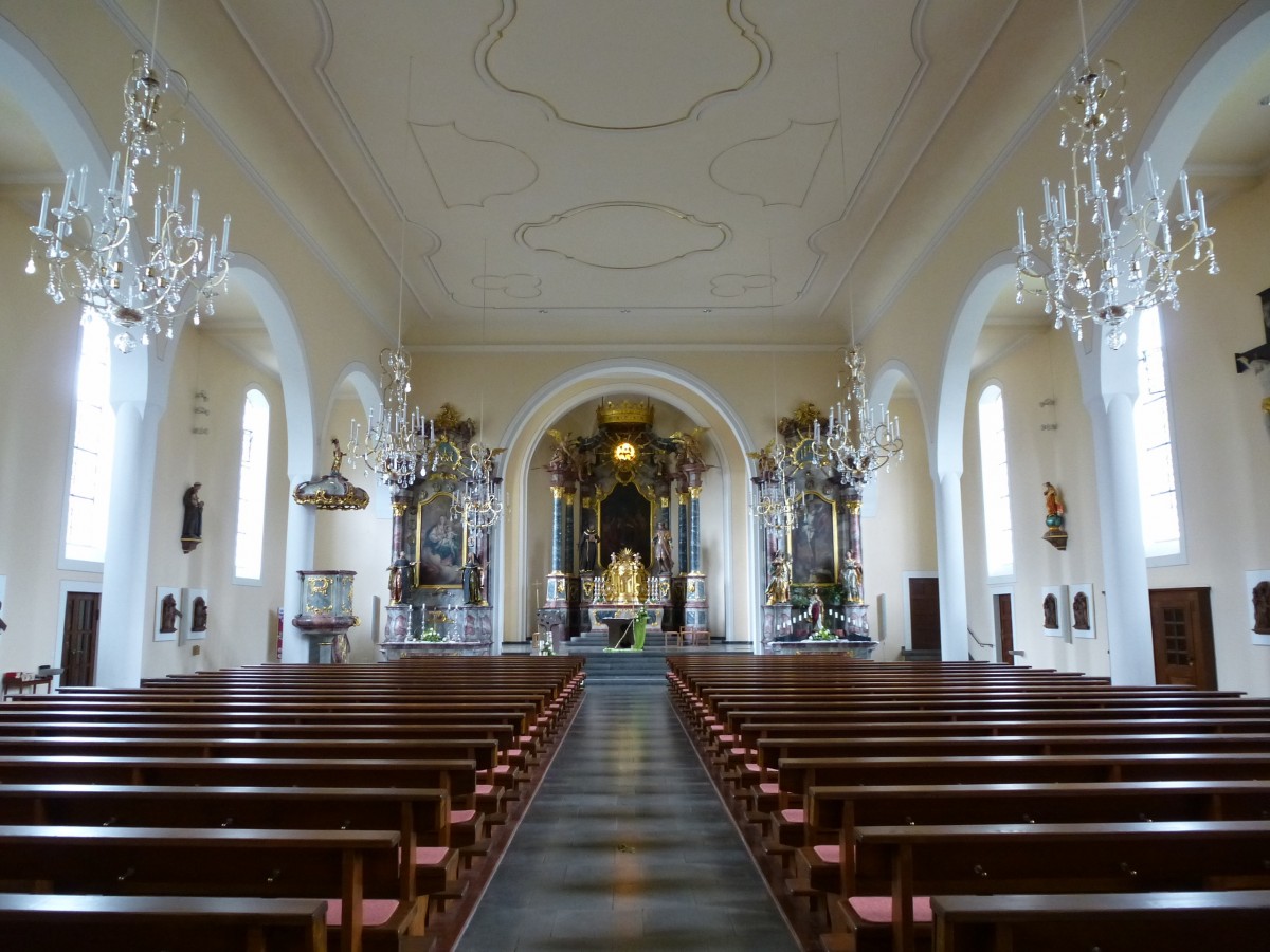 Seelbach, Blick in den Innenraum der St.Nikolaus-Kirche, Juni 2013