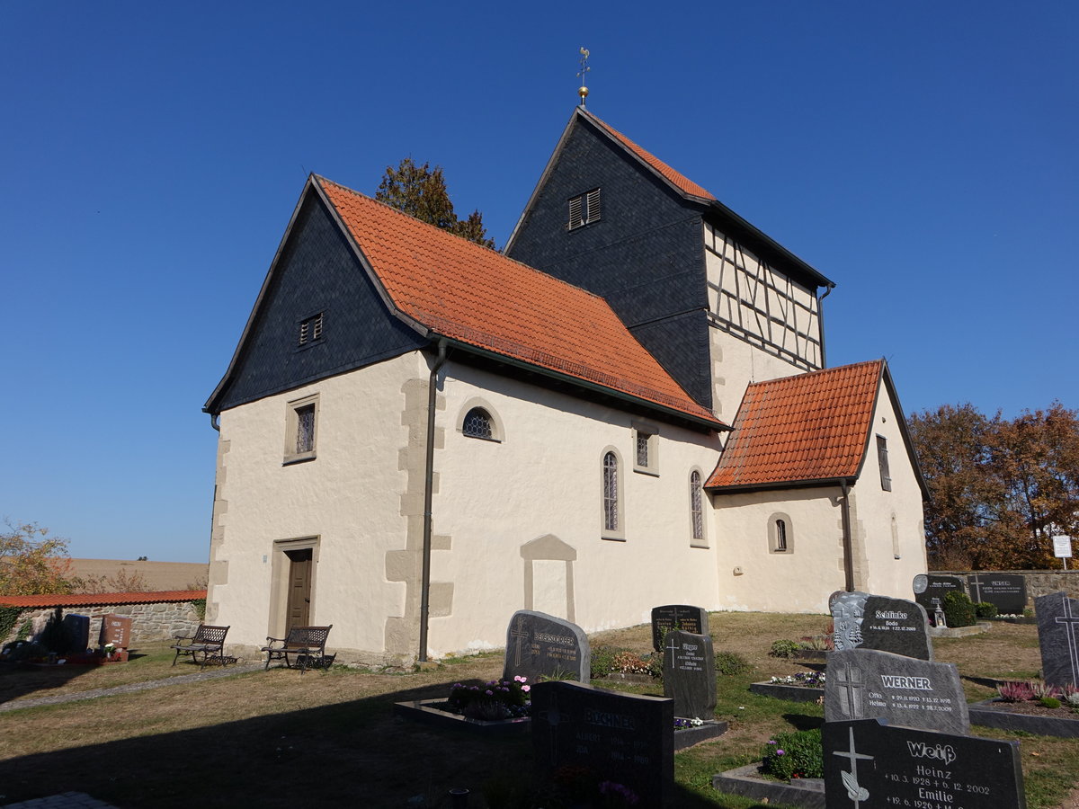 Serrfeld, kath. St. Maria Kirche, frhgotische Chorturmkirche, erbaut im 14. Jahrhundert (15.10.2018)