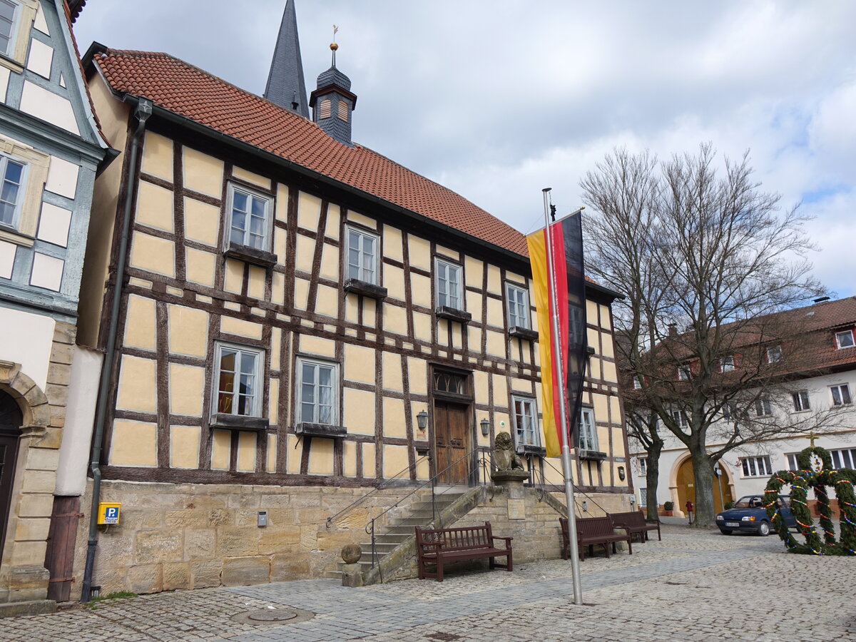 Selach, altes Rathaus am Marktplatz, erbaut im 16. Jahrhundert (24.03.2016)