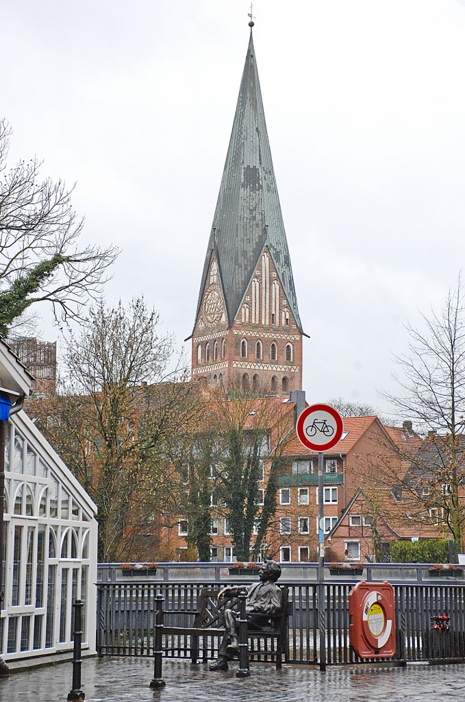 Sie St. Johannis-Kirche zu Lneburg. Aufnahme: 30. Januar 2016.