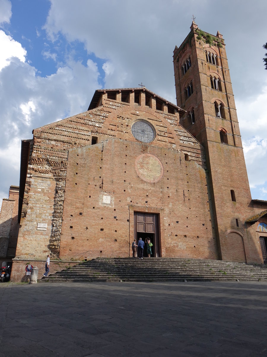 Siena, Basilica di San Clemente in Santa Maria dei Servi an der Piazza Manzoni, erbaut ab 1362 (17.06.2019)