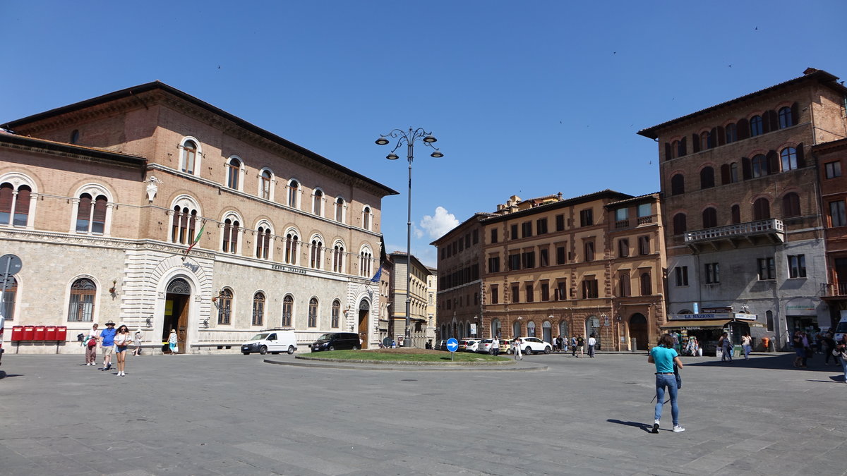 Siena, Postamt und Palazzo an der Piazza Giacomo Matteotti (17.06.2019)