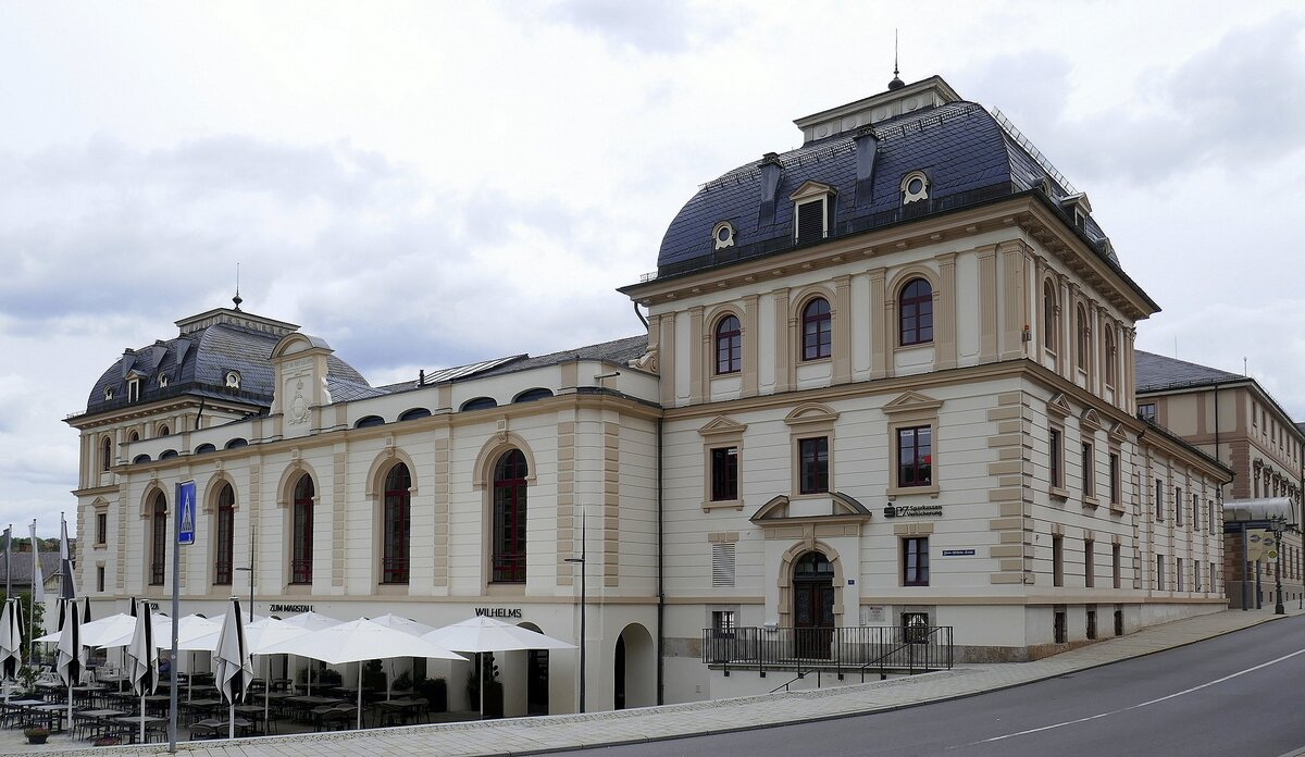 Sigmaringen, der zum F�rstenschlo� geh�rige Marstall von 1874-77 , beherbergt heute u.a. das Z�ndapp-Museum, Sept.206