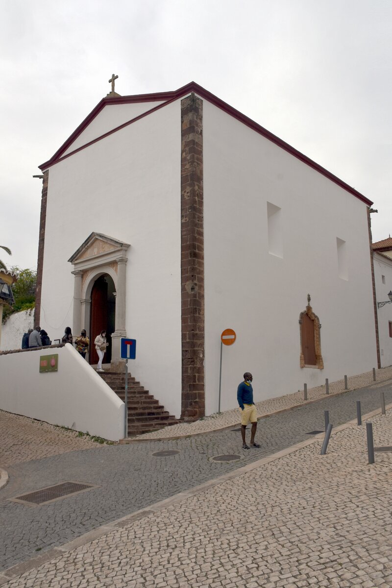 SILVES, 17.03.2022, Igreja da Misericrdia de Silves gegenber der ehemaligen Kathedrale in der Rua da S