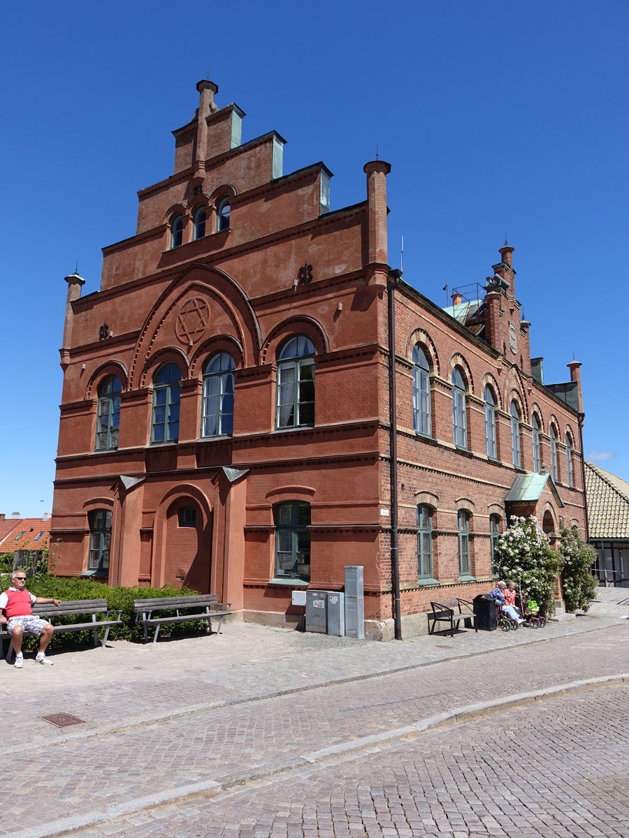 Simrishamn, Rathaus am Stortorget Platz (11.06.2016)