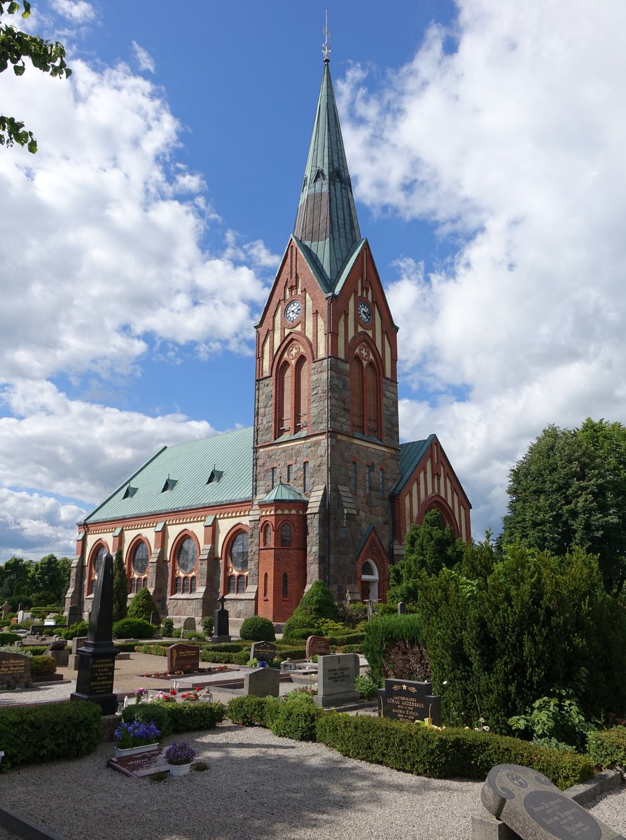 Sjbo, neugotische Pfarrkirche, erbaut von 1901 durch August W. Lindvall (11.06.2016)