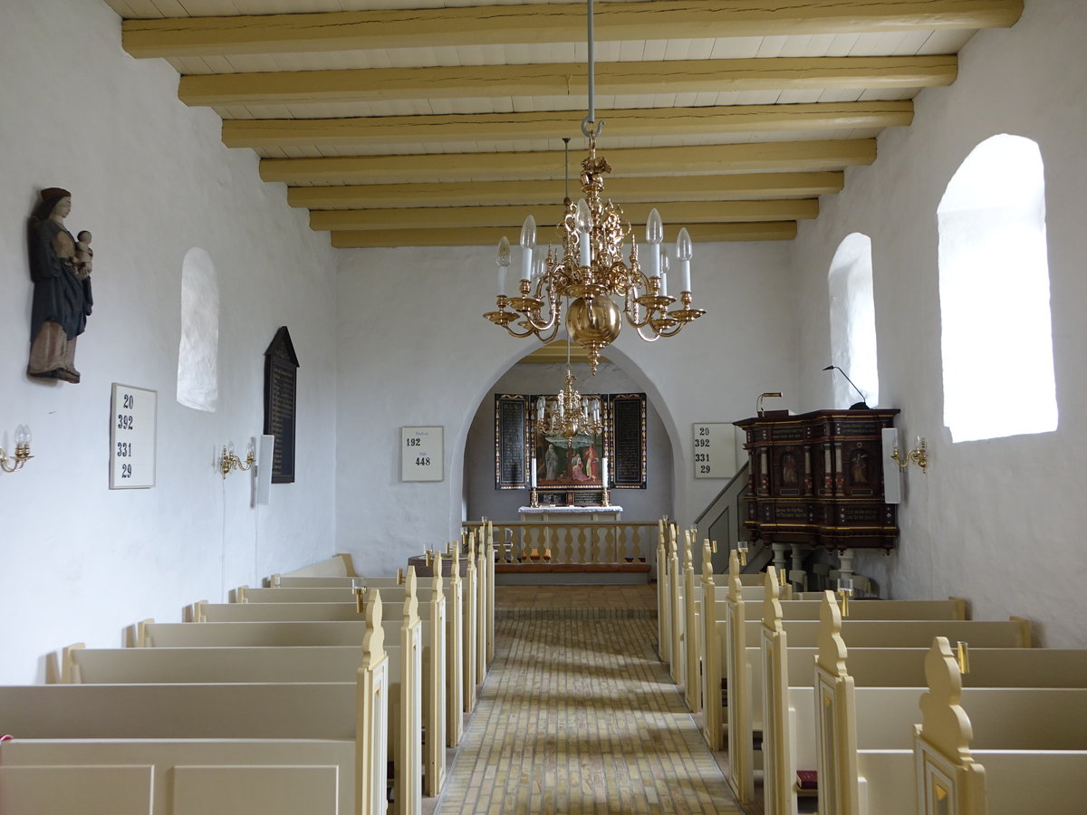 Skivum, Innenraum mit Kanzel von 1631 in der ev. Dorfkirche (22.09.2020)