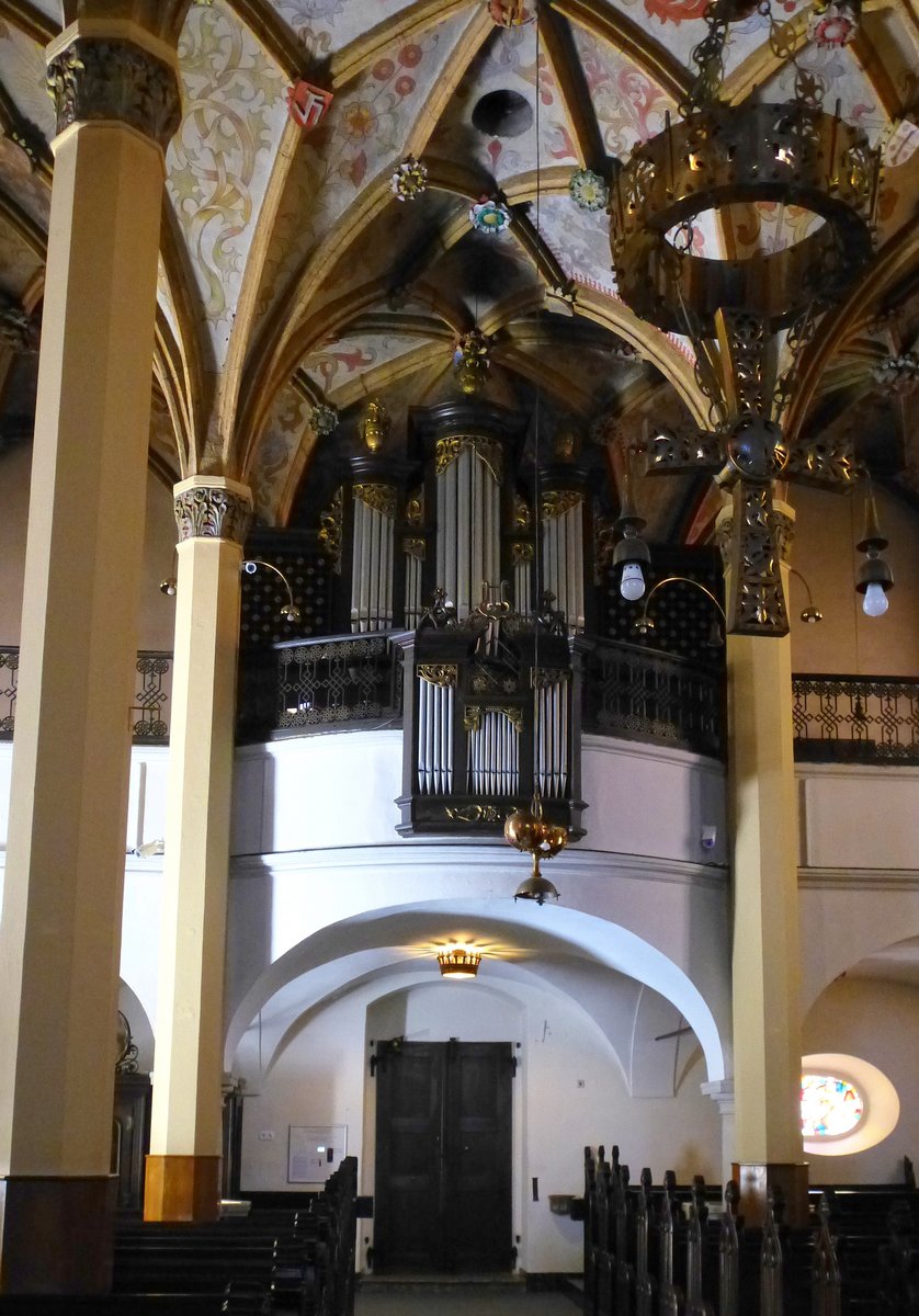Skofja Loka, Blick zur Orgelempore in der Jakobskirche, Juni 2016