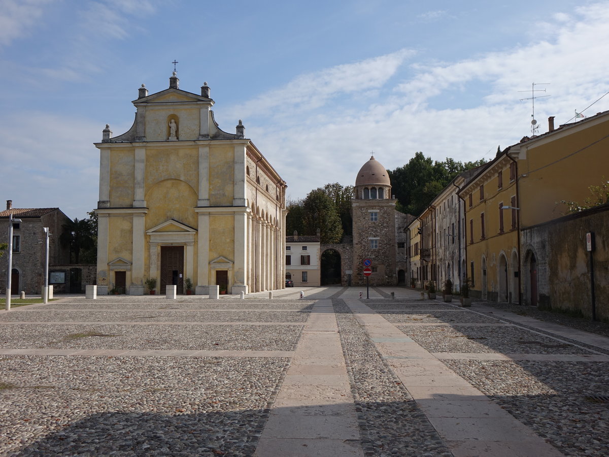 Solferino, San Nikolaus Kirche am Piazza Castello, erbaut im 16. Jahrhundert (08.10.2016)