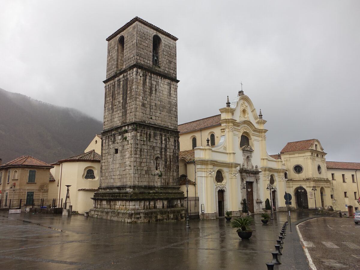 Solofra, Pfarrkirche San Michele Arcangelo, erbaut ab 1522 (26.02.2023)