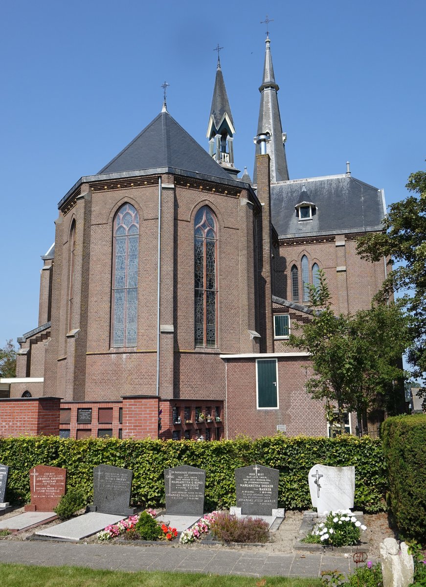 Spanbroek, kath. St. Bonifatius Kirche, erbaut bis 1910 durch C. Robbers (27.08.2016)