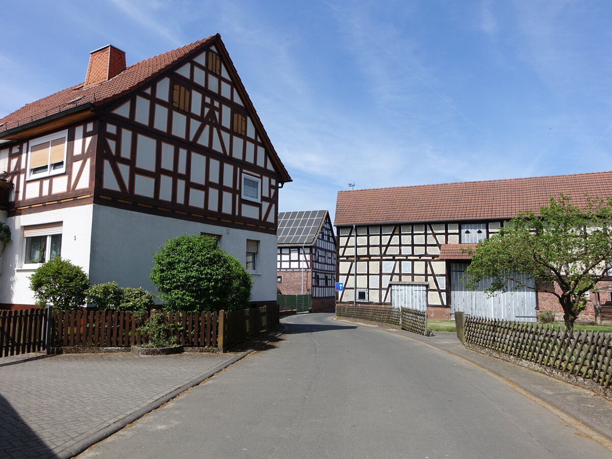 Speckswinkel, Fachwerkhuser in der Nonnengasse (15.05.2022)