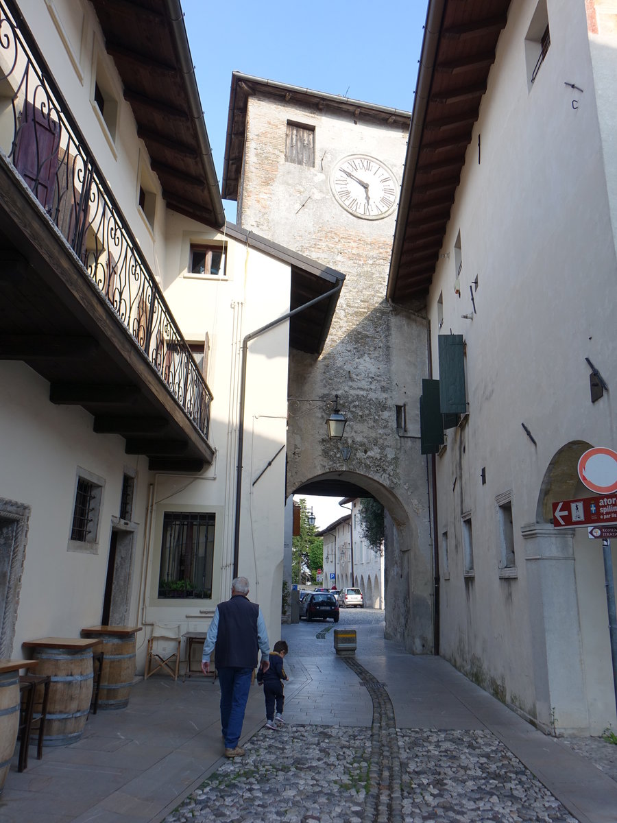 Spilimbergo, Torre Orientale am Eingang zur Altstadt (05.05.2017)