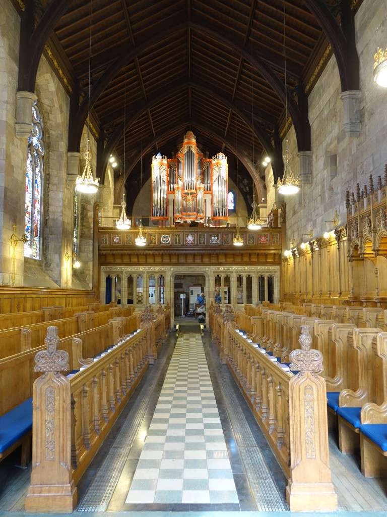 St. Andrews, Innenraum und Orgel der St. Salvator Chapel (09.07.2015)